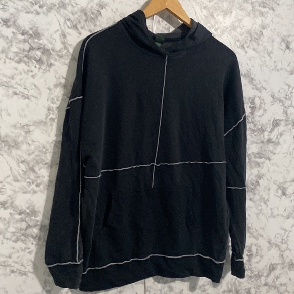 Wild Fable | Contrast Stitched | Hoodie | Size: S - Picture 2 of 12